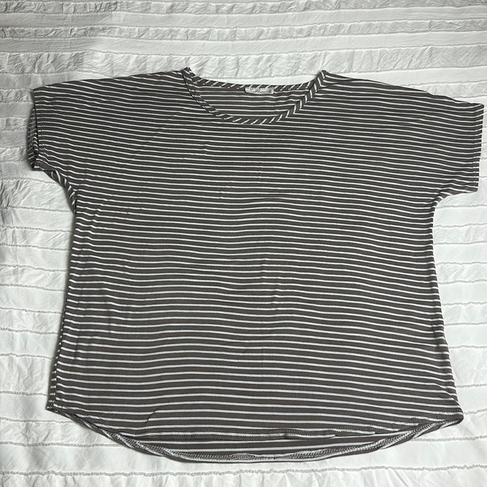 Prospect Blvd stripes shirt size XS